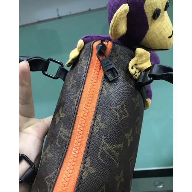 Túi Trống xách tay hoạ tiết  Size 22 có code xịn loại 1