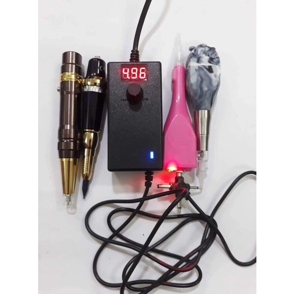 Sạc đa năng đen 4 đầu dây dài 2.5m