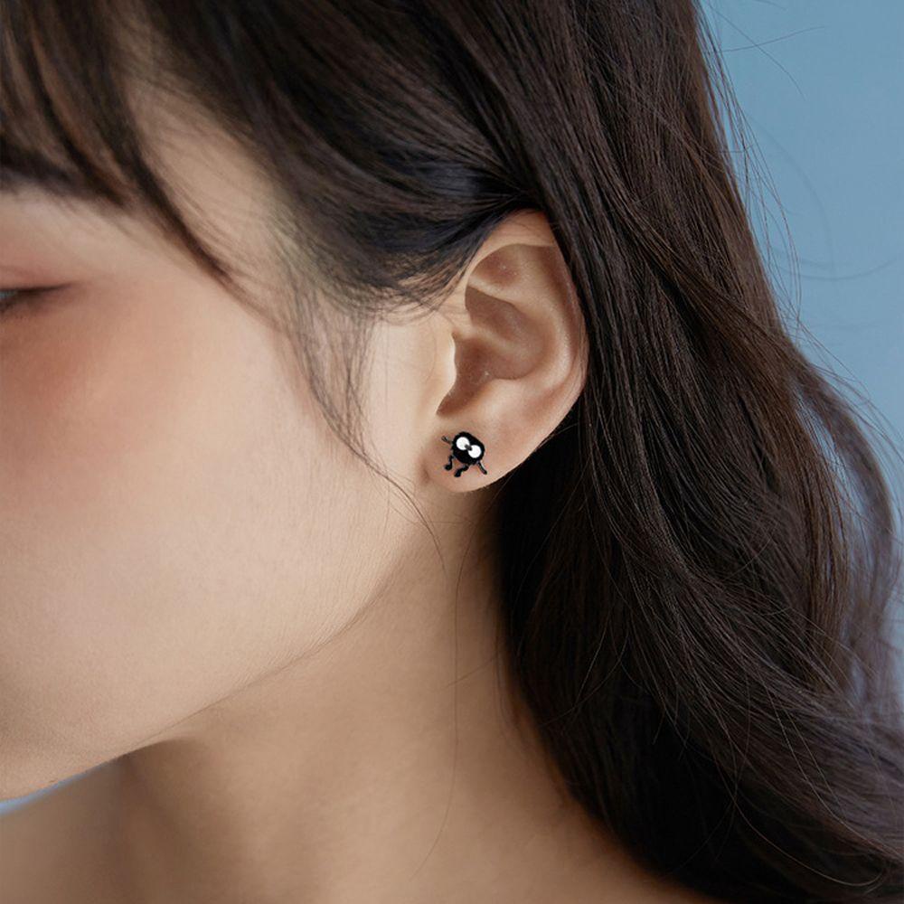 Đôi Khuyên Tai Hình Quả Bóng Hoạt Hình Phong Cách Hàn Quốc Sáng Tạo Cho Nữ