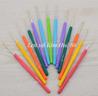 Kim móc cán dẻo-Kim móc len thủ công,phần mũi bằng thép hợp kim,cán bọc nhựa silicon dẻo,đầu móc(2-10)mm,dài 13.4cm+-10%
