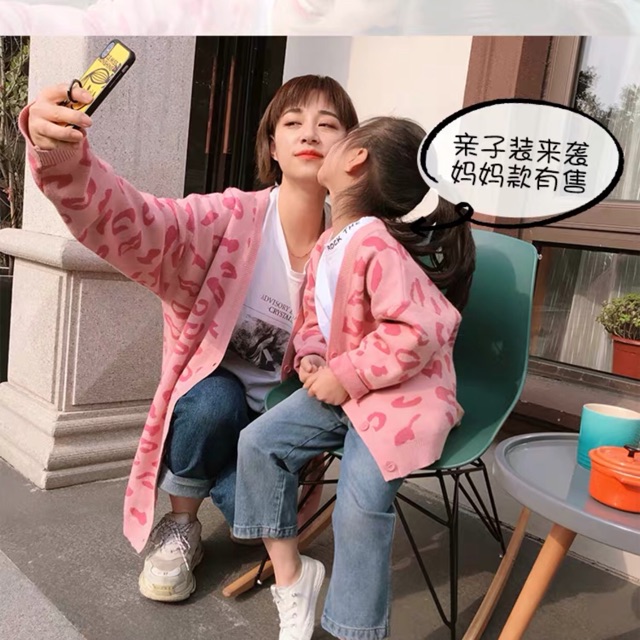 Áo len cho mẹ và bé
