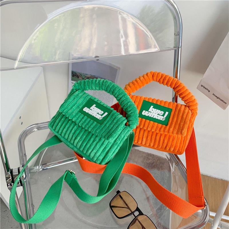 Túi đeo chéo ENVIROSAX dáng vuông nhỏ vải nhung dễ thương cho học sinh