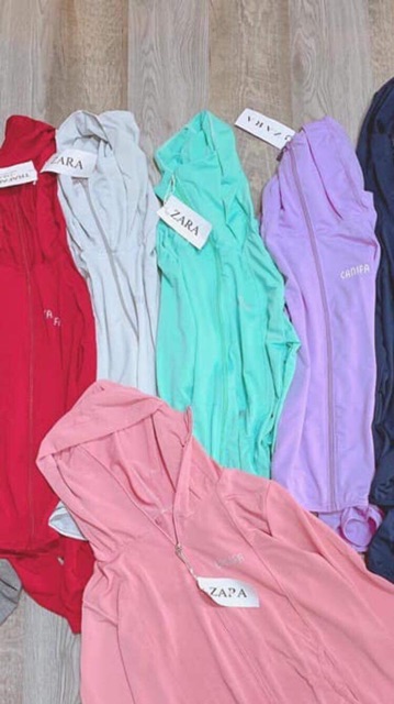 Combo 1 áo sơ mi đỏ cổ bèo gửi Đoàn Huyền 130k | BigBuy360 - bigbuy360.vn