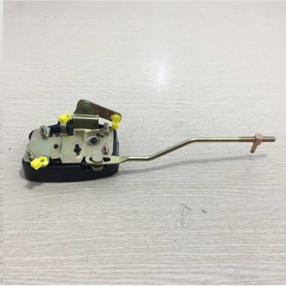 Ổ khóa ngậm cửa/ruột khóa cửa Xe Trường hảI 1.25 tấn, Vinaxuki 1.25T, mã số 1028/1022 - bên phải và bên trái khác nhau
