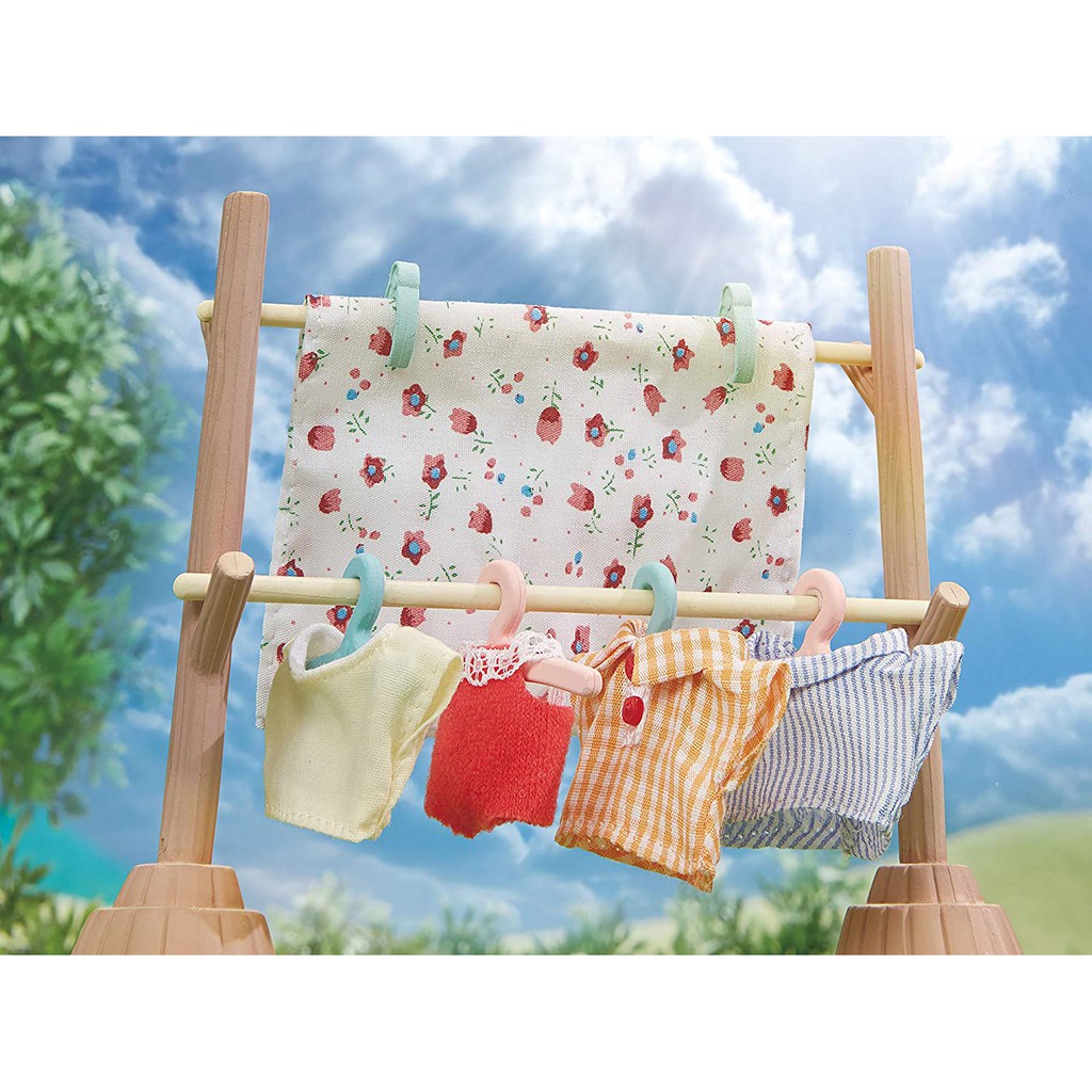 Sylvanian Families Bộ Phơi Quần Áo Ngoài Trời Washing Accessories Set