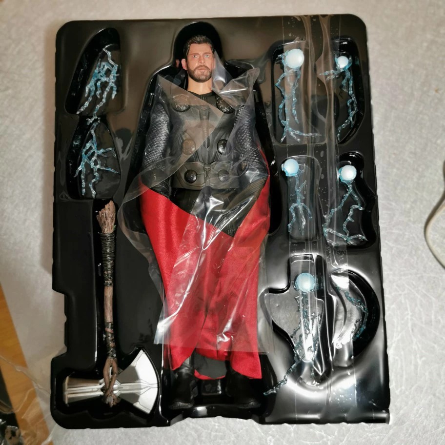 Mô hình THOR INFINITY WAR Hochoi 32cm