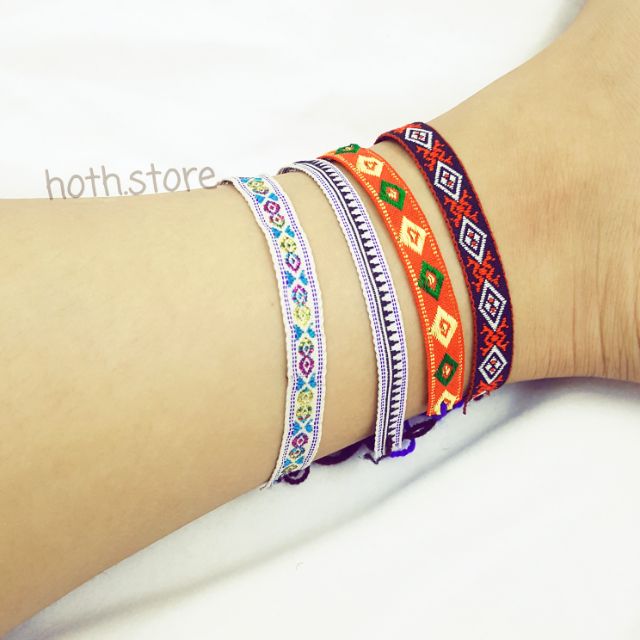 Vòng thổ cẩm