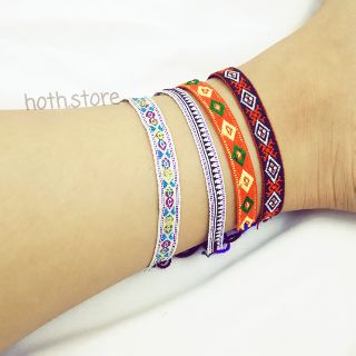 Vòng thổ cẩm
