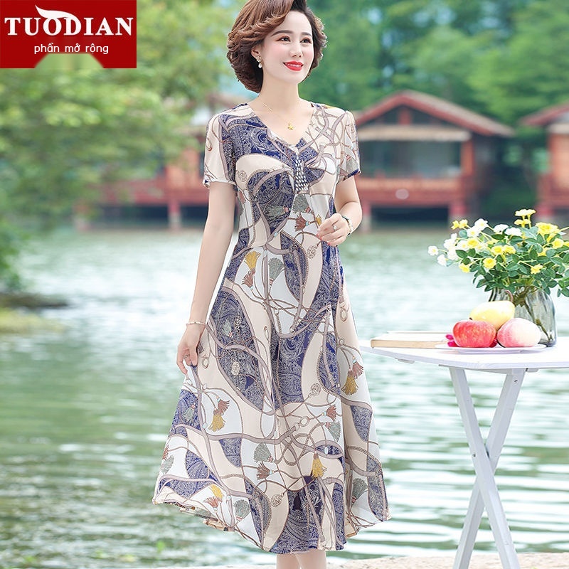 Mẹ mùa hè váy voan cho phụ nữ trung niên ngắn tay dài qua gối người và già