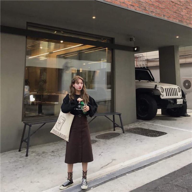CÓ SẴN SIZE M , L # KEM & NÂU S,M] Váy dài phong cách vintage ulzz9ang 2018 - V141 | BigBuy360 - bigbuy360.vn