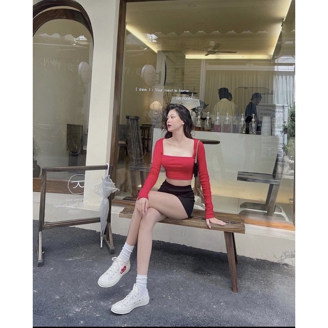 Áo cổ U dài tay ( Ảnh shop chụp )