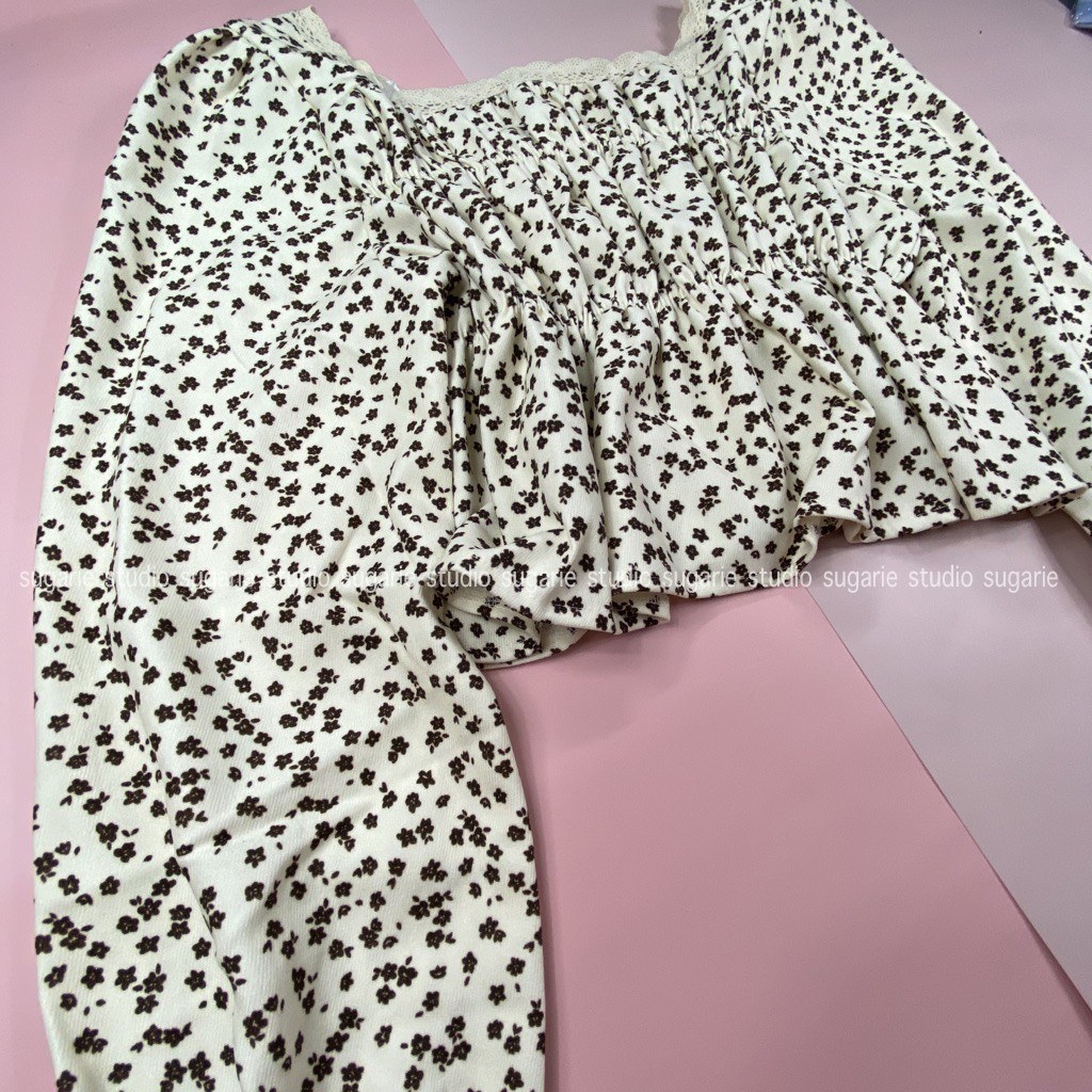 Áo tay dài cổ vuông hoạ tiết hoa nhí vintage SUGARIE