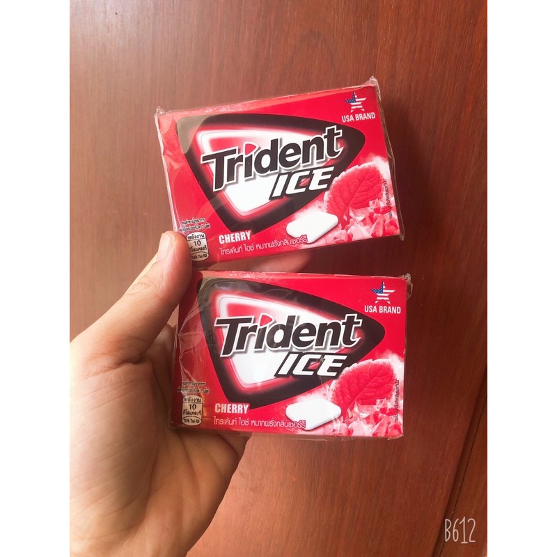 Kẹo Singum Trident Ice thái lan