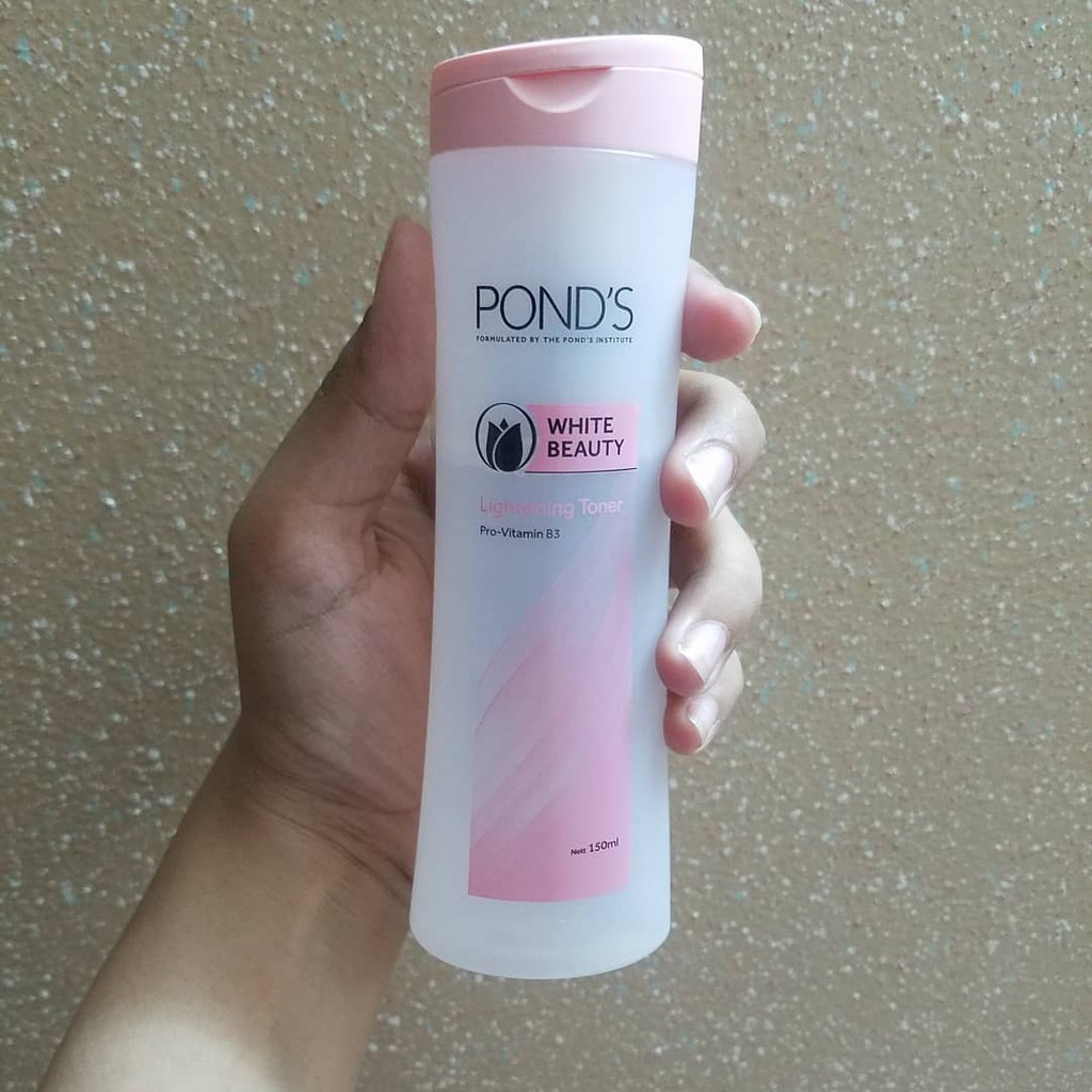 Nước Hoa Hồng Trắng Hồng Rạng Rỡ Pond's 150ml