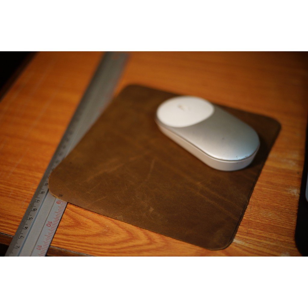 Tấm lót chuột RAM Leather bằng da bò nâu sáp (mouse pad)