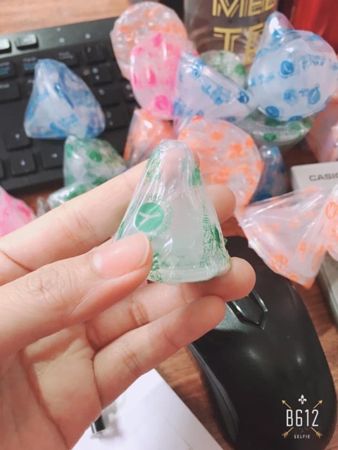 Núm bình toom cổ rộng