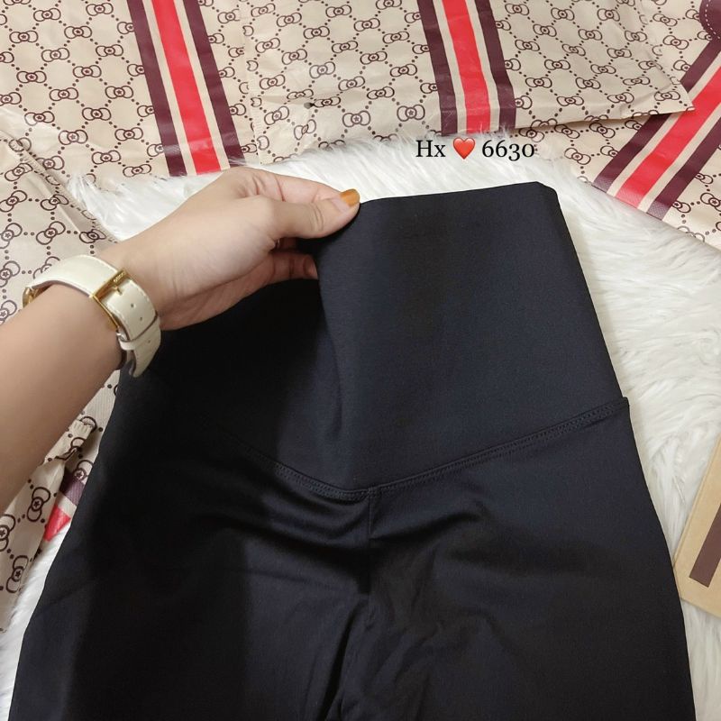 Quần legging ngố trơn kèm túi hàng QCL1
