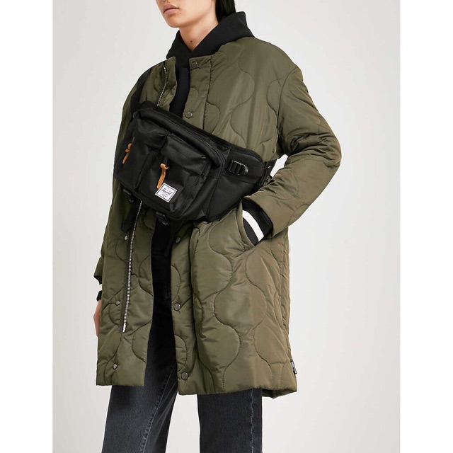 Túi đeo Herschel Eighteen Hip Pack Black | BigBuy360 - bigbuy360.vn