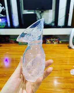 CỐC HÚT HỨNG SỮA DOLPHIL
