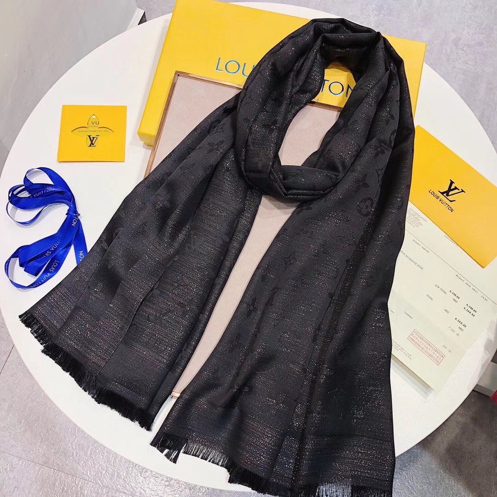 Khăn Choàng Lụa In Họa Tiết Thời Trang Dành Cho Nữ