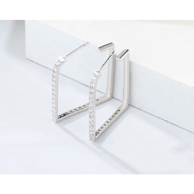 Khuyên tai hình vuông đen nạm đá cá tính bạc chuẩn đẹp