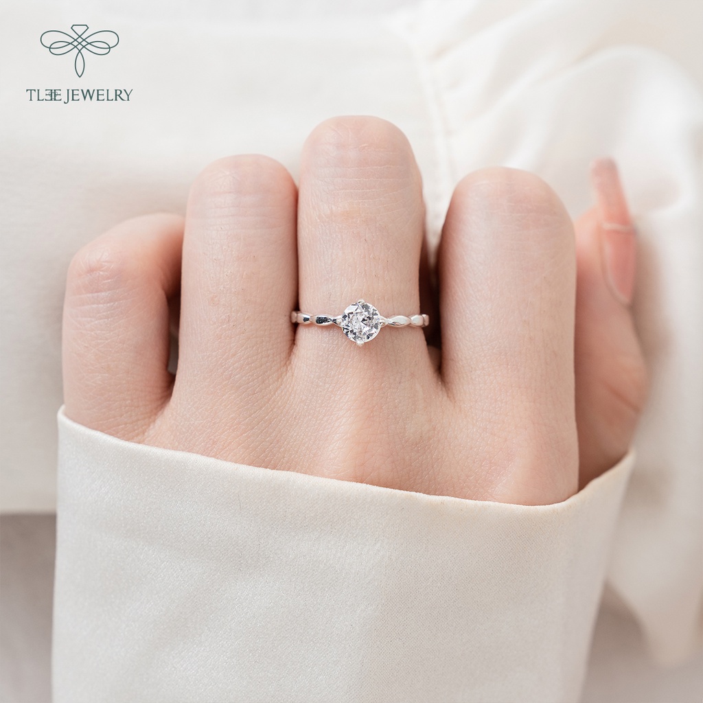 Nhẫn bạc nữ TLEE ổ đá tròn 6li bốn chấu viền trơn hình ziczac độc đáo NCJ A0206