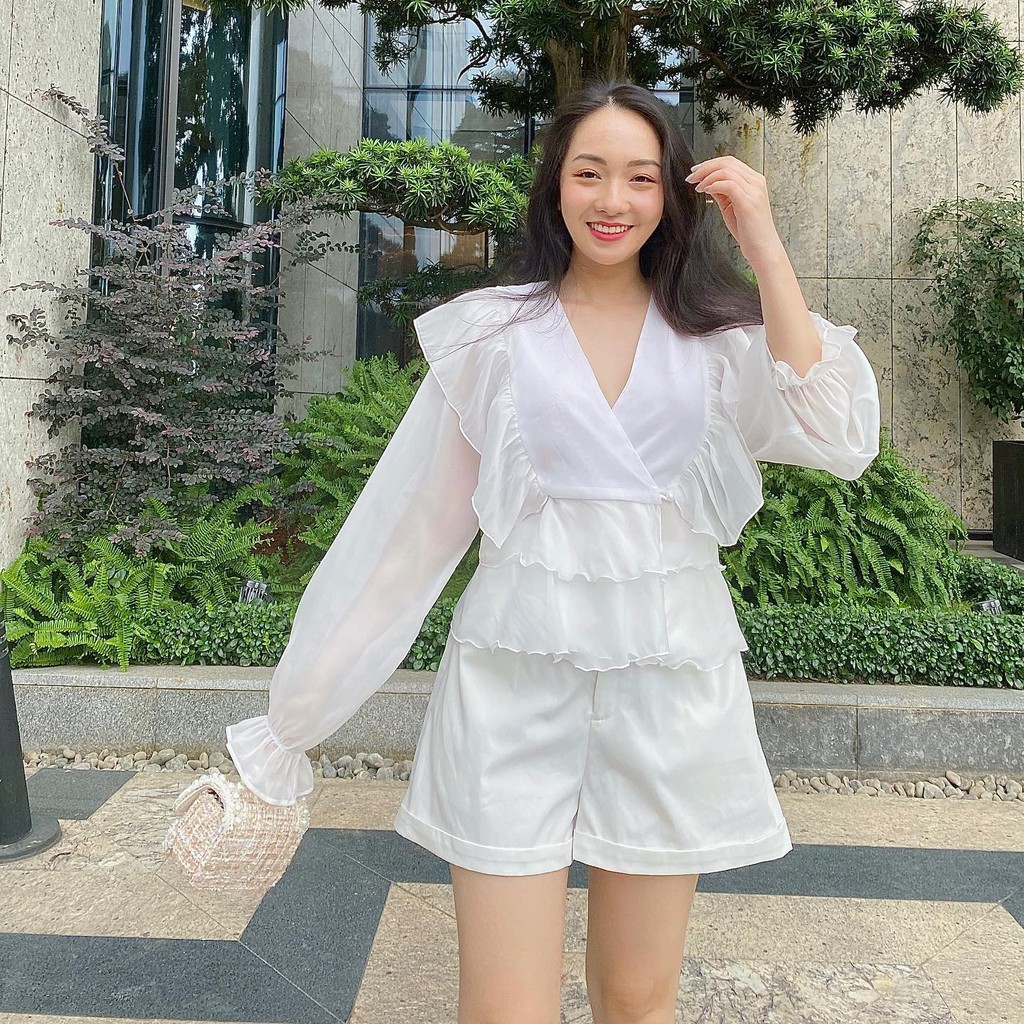 White Short - Thiết kế bởi IAMCOCO.OFFICIAL