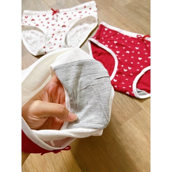 QUẦN LÓT COTTON ĐÍNH NƠ QUẢ DÂU ĐỎ