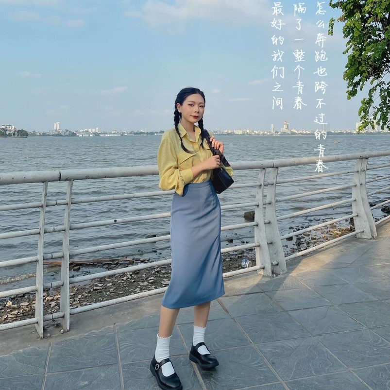 Chân váy dáng chữ A, dài qua gối lưng cao xẻ sau màu trơn đủ size, phong cách công sở ulzzang Hàn Quốc T-Ju(cv Sao Linh) | BigBuy360 - bigbuy360.vn