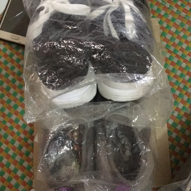 Giầy Hoàng Nga 250k