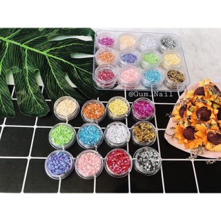 Set trang trí 12 ô 12 màu hình thoi