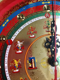 Đồng hồ Bát bửu Cát tường