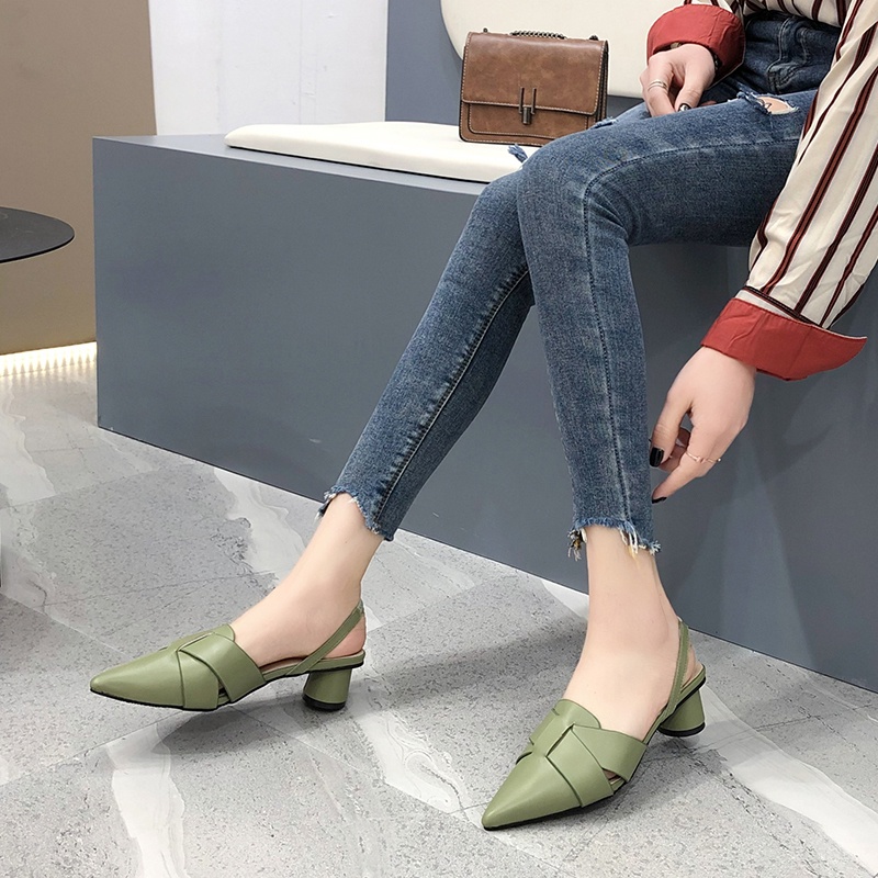 Giày sandals nữ IELGY gót vừa mũi nhọn dây bắt chéo phong cách Hàn