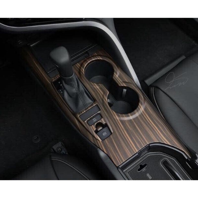 Bộ ốp nội thất xe Toyota Camry 2019 đến nay vân gỗ cao cấp