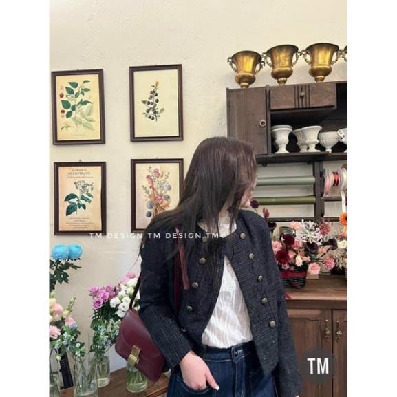 8789# Áo dạ Tweed nhũ cúc đồng