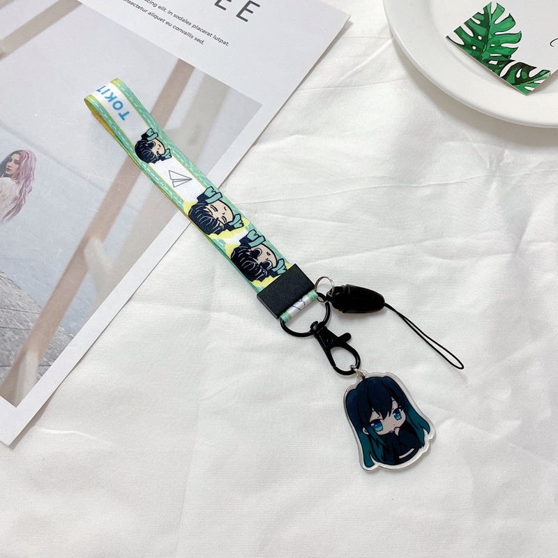 Dây đeo cổ tay họa tiết hoạt hình bằng acrylic dành cho điện thoại