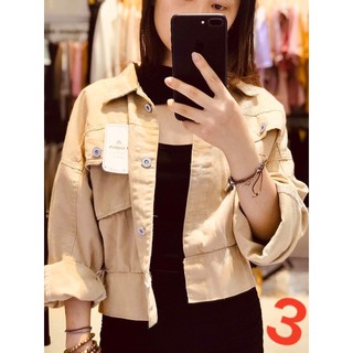 Áo khoác jean nữ dáng lửng