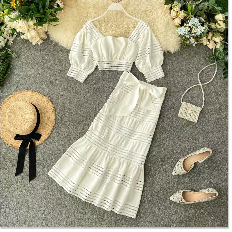 SET ÁO CHÂN VÁY KÈM ÁO CROPTOP SÀNH ĐIỆU THỜI TRANG DAO PHỐI ĐI BIỂN PARTY