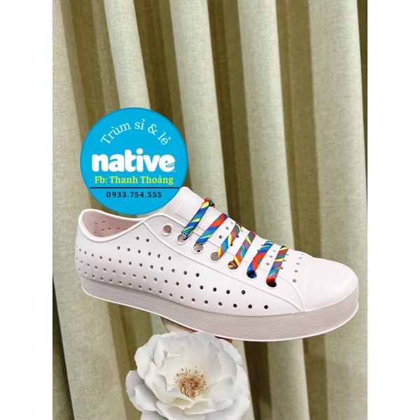 Giày xuất cho cả gia đình