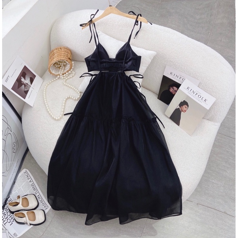 13106 đầm đen cutout tầng