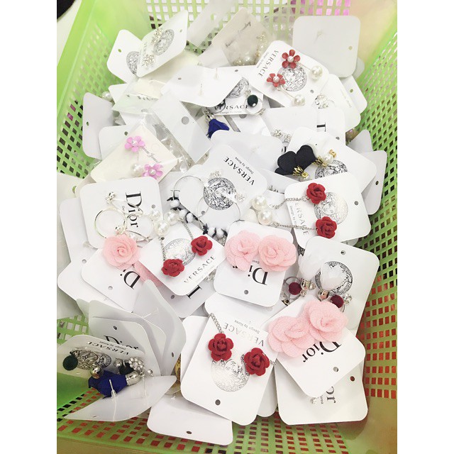 Combo 200 đôi khuyên tai ngẫu nhiên