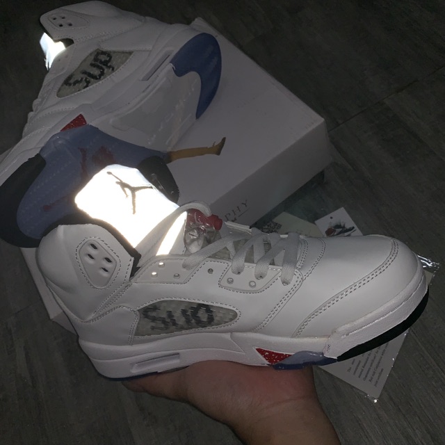 ẢNH THẬT + VIDEO | Giày Thể Thao Jordan 5 x Supreme màu trắng