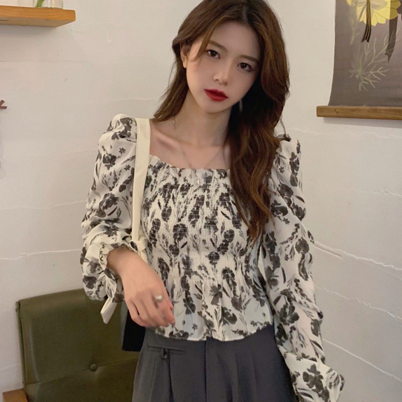 Áo Kiểu Chất Chiffon Hoạ Tiết Hoa Thiết Kế Cổ Vuông Nữ Tính