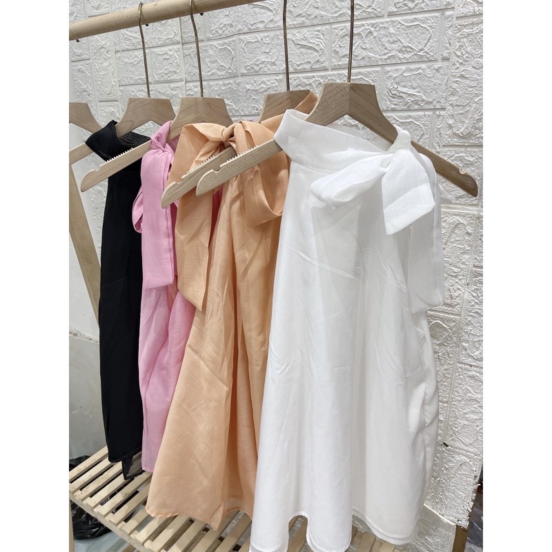 Áo lụa cổ yếm nơ dài sát nách | BigBuy360 - bigbuy360.vn