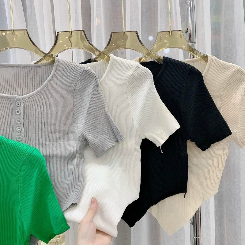 Áo thun phối nút vạt nhọn tay ngắn A15