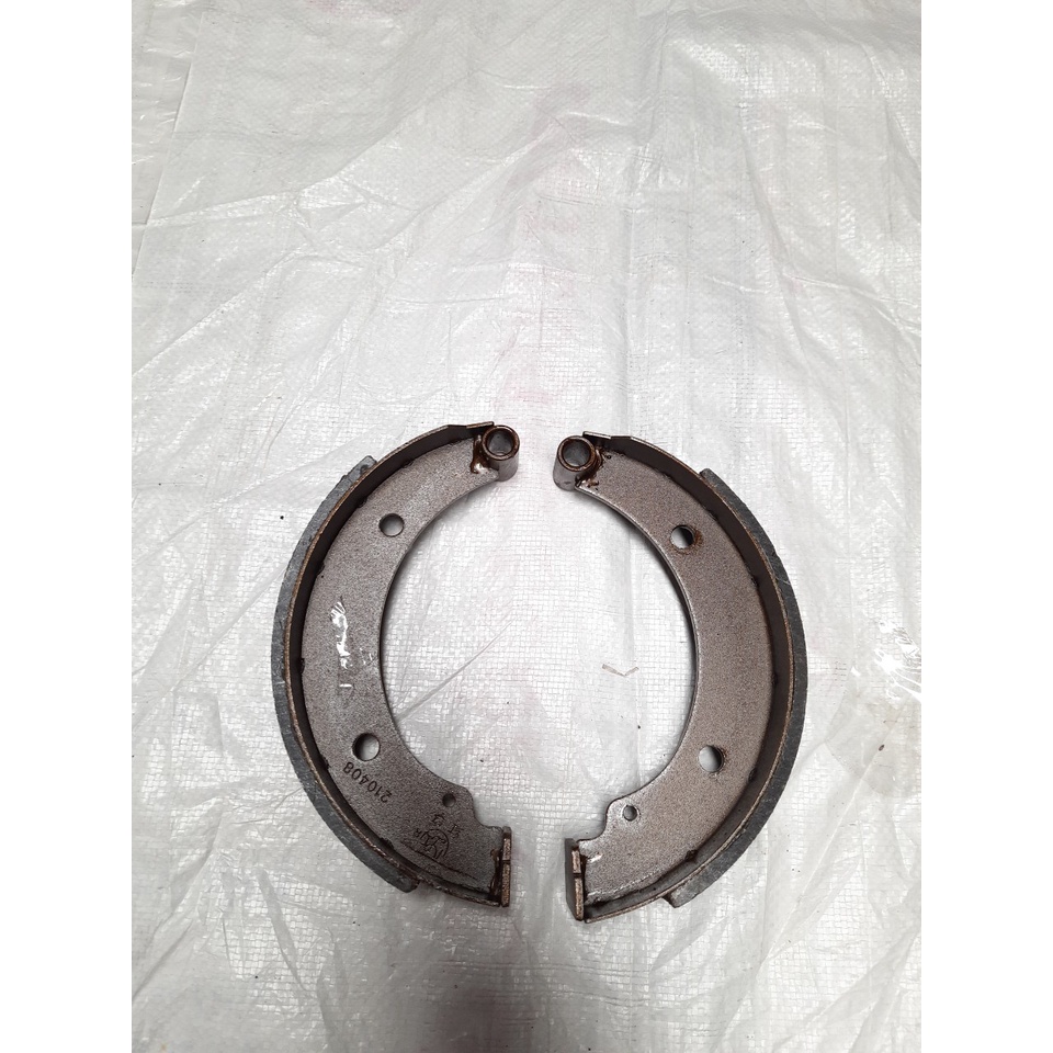 Bộ má phanh,bố thắng, 2 chiếc loại đường kính 16cm dùng lắp ráp thay thế cho cầu sau xe 3 bánh,4 bánh