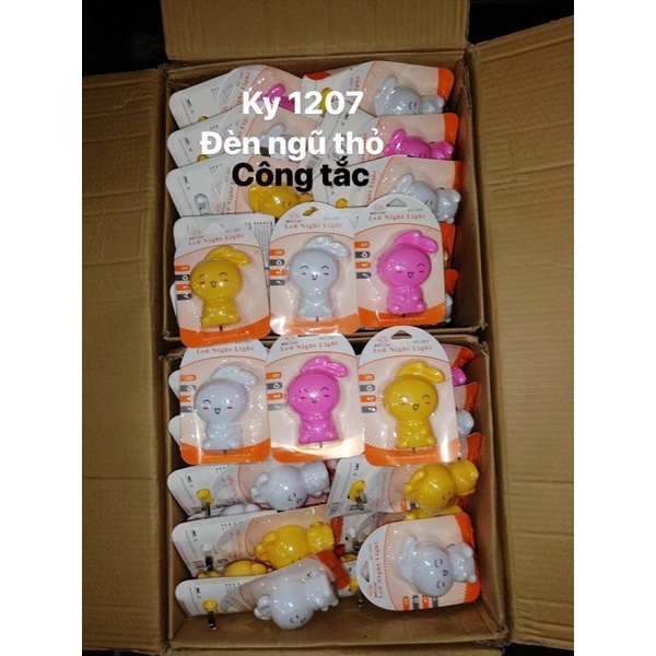 Đèn ngủ cắm điện hình dễ thương