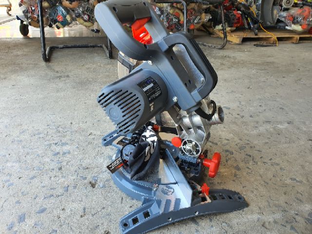 Máy cắt nhôm góc 45 độ Ozito CMS 1621