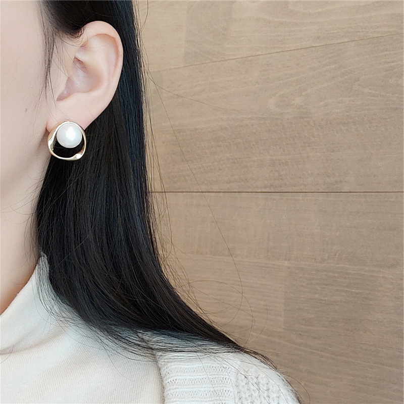 Bông tai kim loại đính hạt ngọc trai sắc thời trang cho nữ