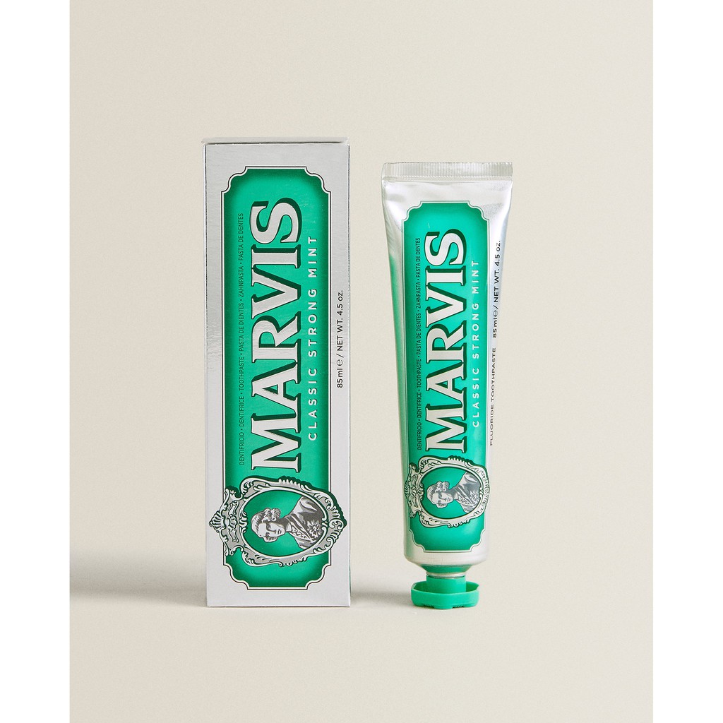 Kem đánh răng cao cấp Marvis Classic Strong Mint Toothpaste 85ml hương bạc hà cổ điển